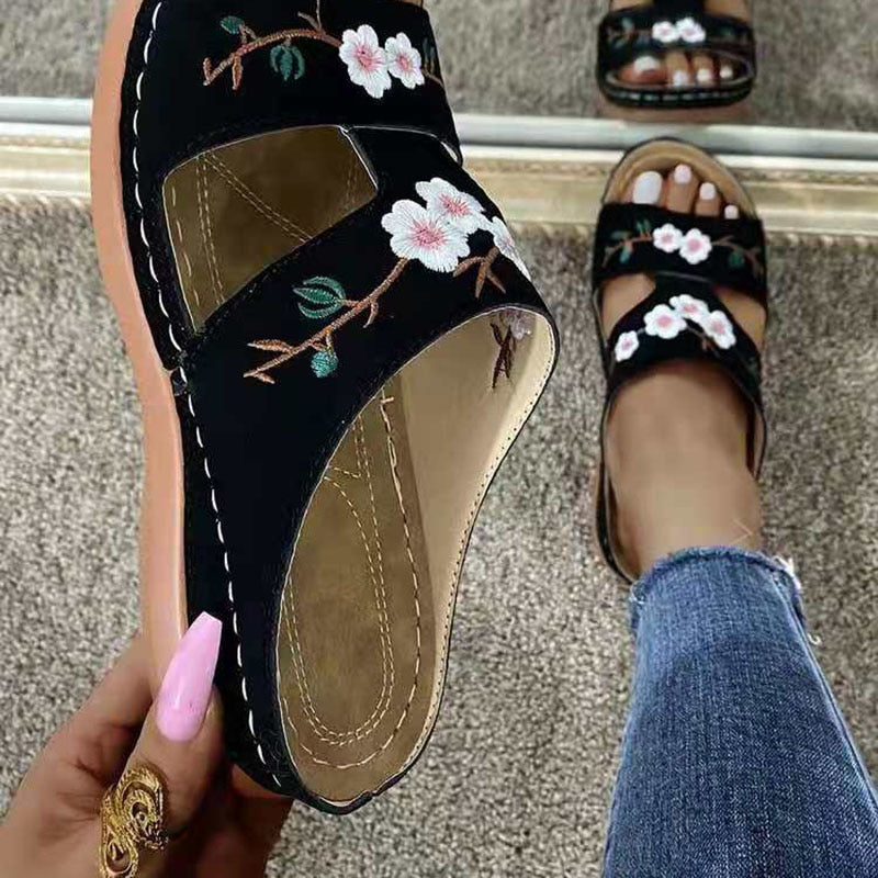 Fashion Embroider Soft Slippers Women